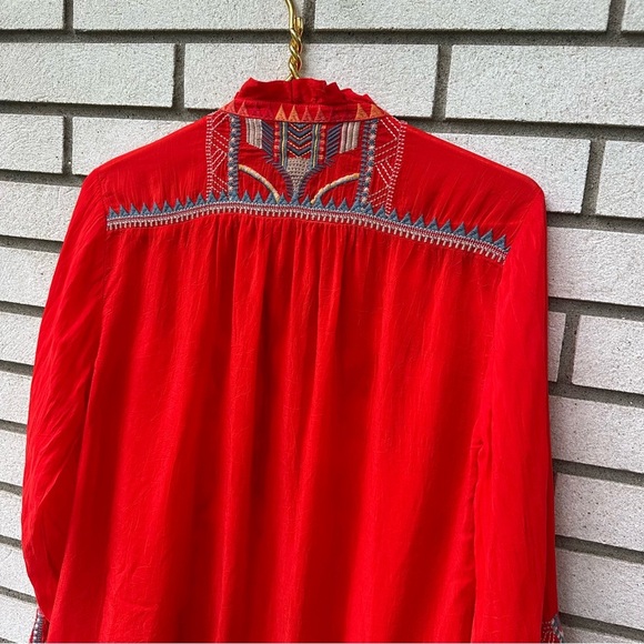 Johnny Was Jude Heavily Embroidered Blouse Electric
Coral Red - Picture 11 of 14